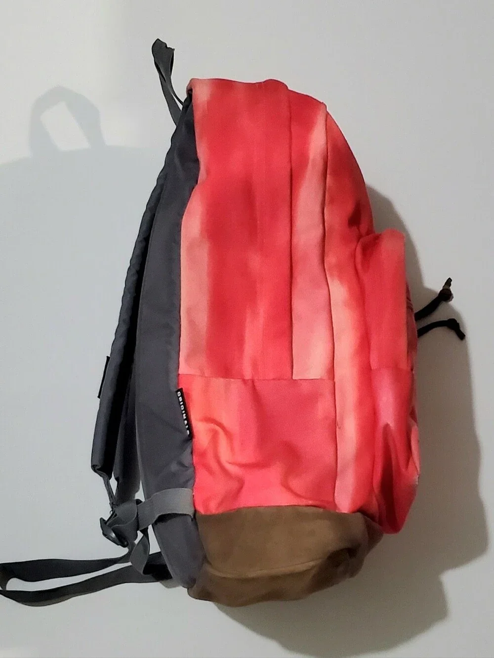 Jansport coral tie
